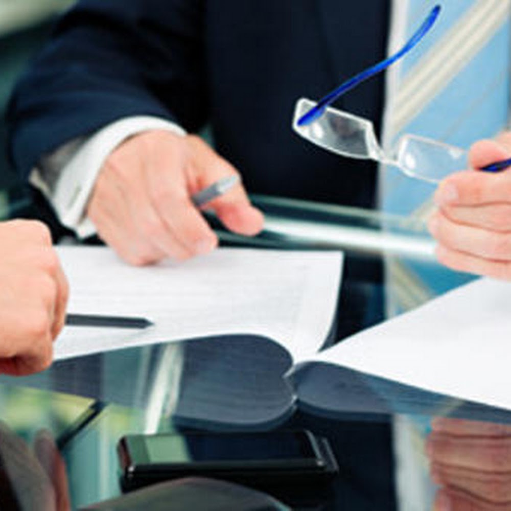 Rochelle & Associates